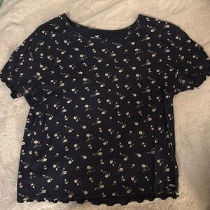 Hollister navy floral baby tee L
